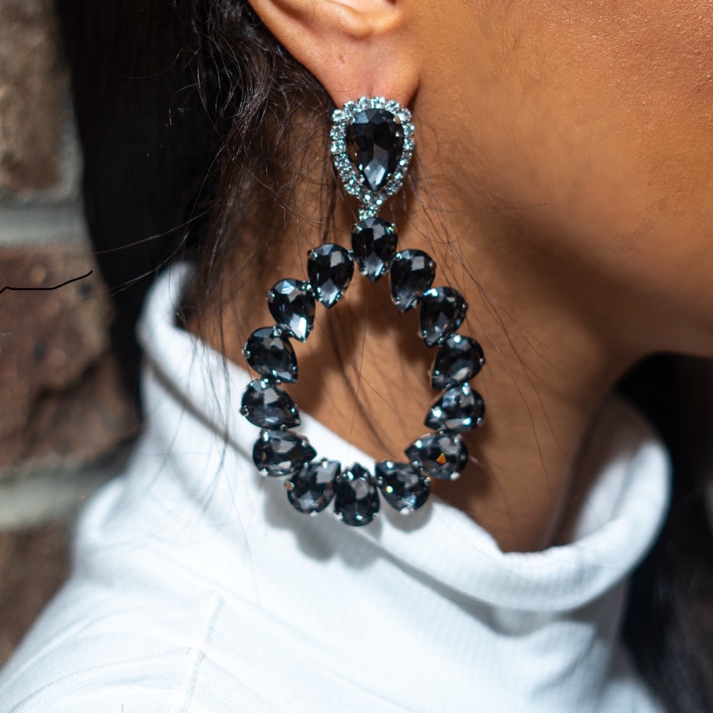 Tear Drop Earrings (NWT)